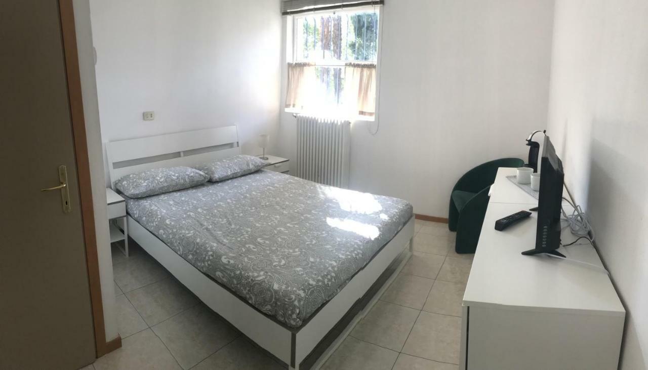 Hotel Gli Oleandri Bellano Exteriér fotografie